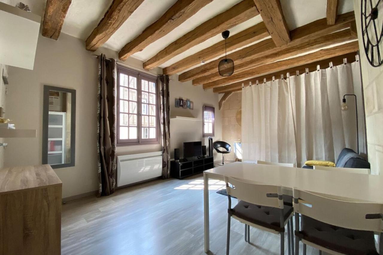 Typical Apartment In The Heart Of The City With Wifi Tours Exterior foto